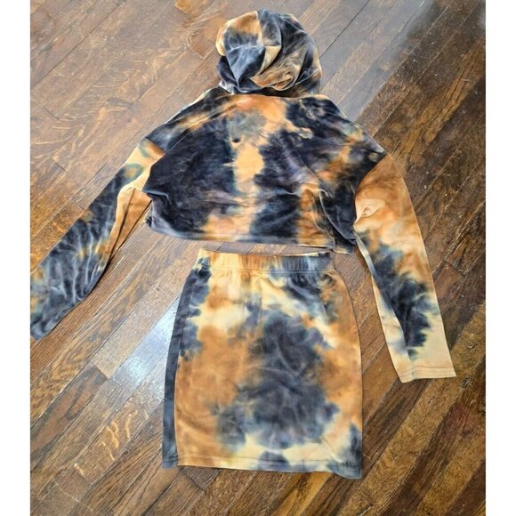 Two Piece Set Velour Black Tan Tie Dye Mini Skirt Cropped Hoodie - Picture 7 of 8